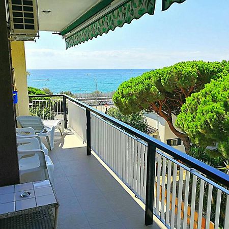 סנט אנדראו דה יאבאנרס Apartment Llavaneres II מראה חיצוני תמונה